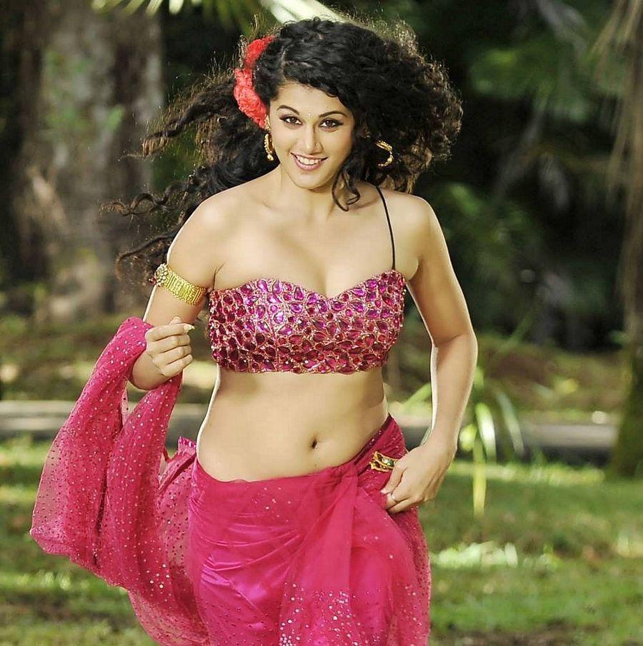 Taapsee Pannu Hot Sexy Pics