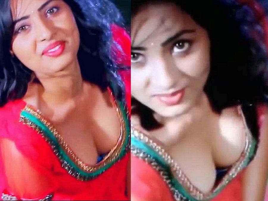 Tamil Actress Srushti Dange hot & wide Deep Cleavage Navel Show Stills