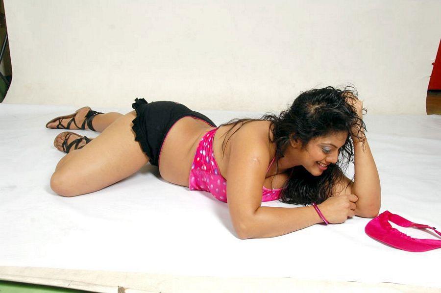 Tamil Actress Swathika Hot & Spicy Latest Stills