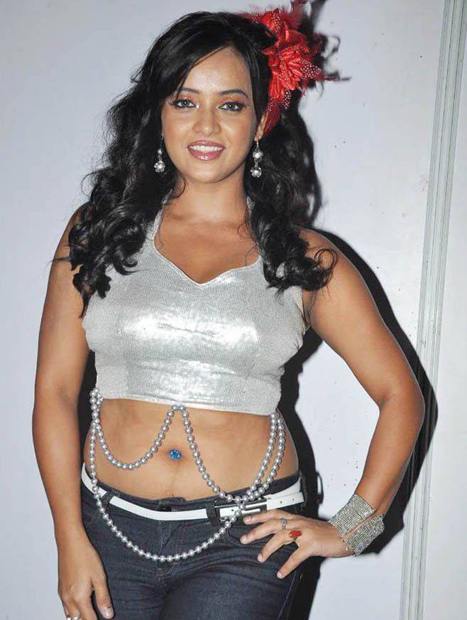 Tanu Roy Hot Spicy Photos