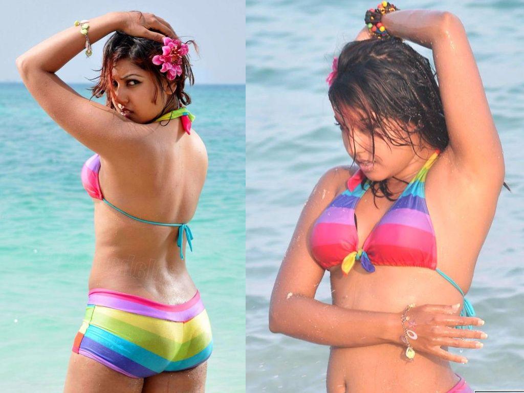 Telugu Actress Komal Jha Hot & Sexy Images Bikini Pictures that Will Steal Your Heart