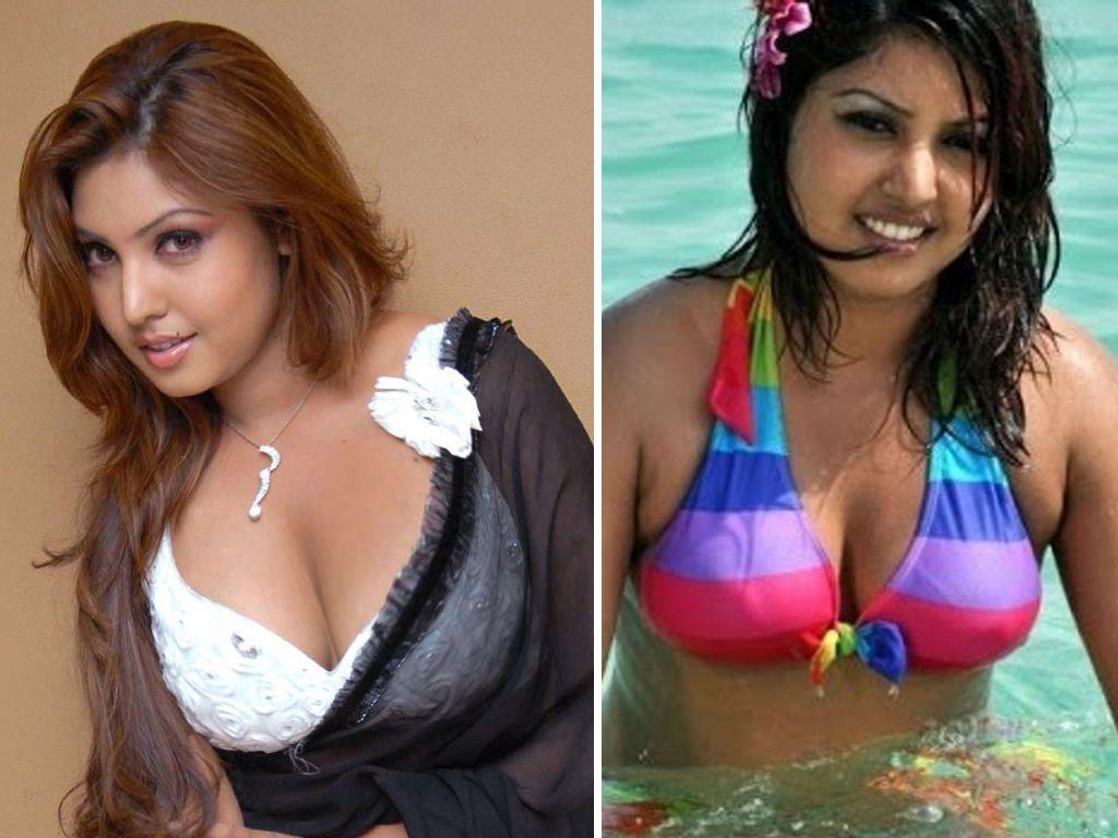 Telugu Actress Komal Jha Hot & Sexy Images Bikini Pictures that Will Steal Your Heart