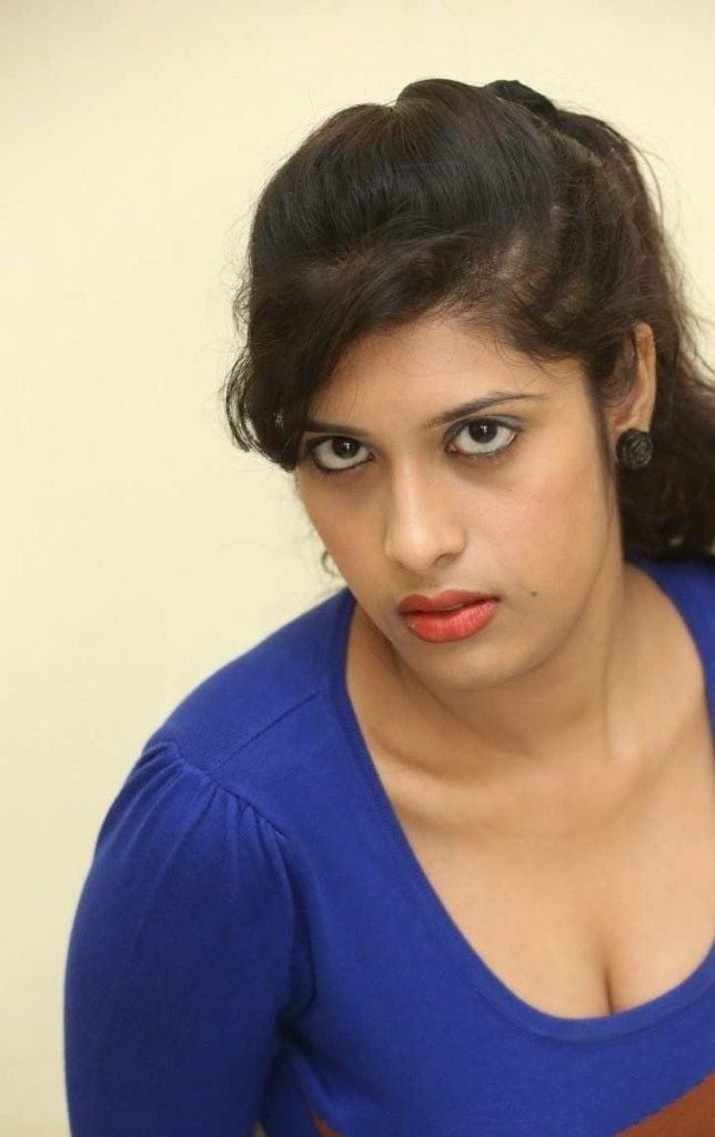 Telugu Actress Liza Reddy Hot Photos
