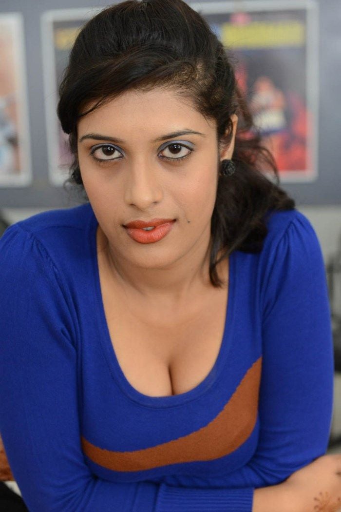 Telugu Actress Liza Reddy Hot Photos