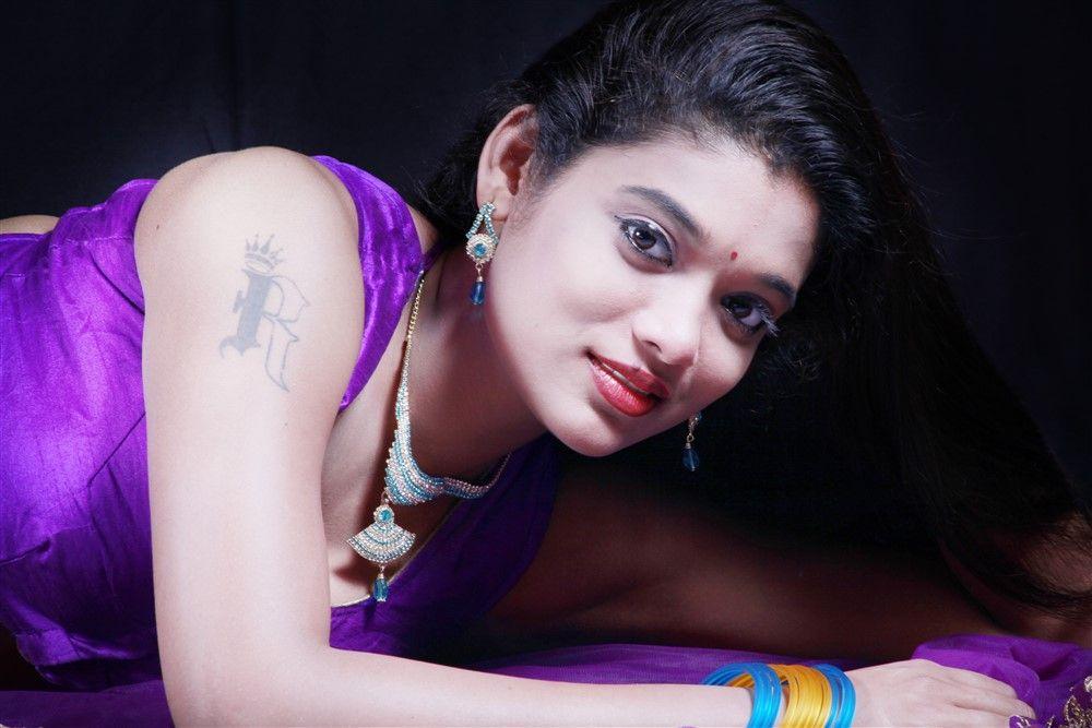 Telugu Actress Rekha Boj Hot & Spicy Unseen Photo Stills