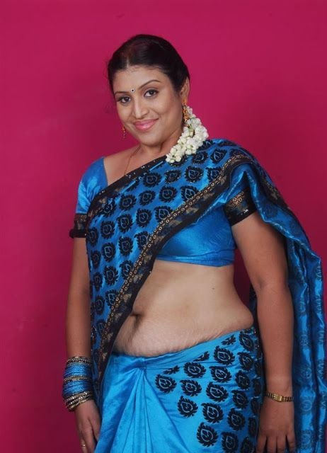 Telugu Supporting Aunty Uma Hot Photos