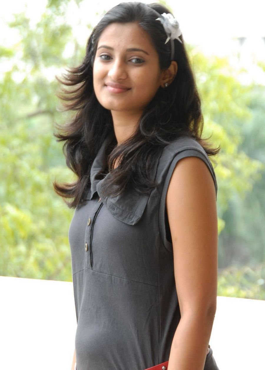 Telugu Tv Anchors Hot Unseen Pictures