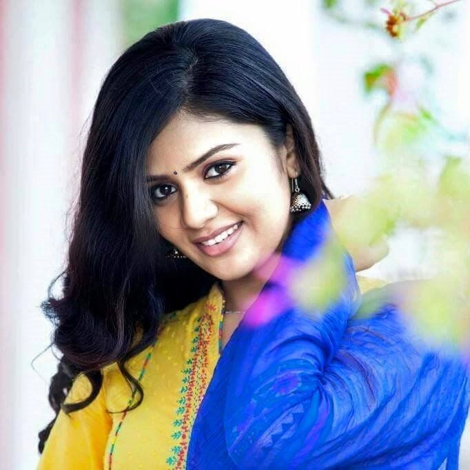 Telugu Tv Anchors Hot Unseen Pictures