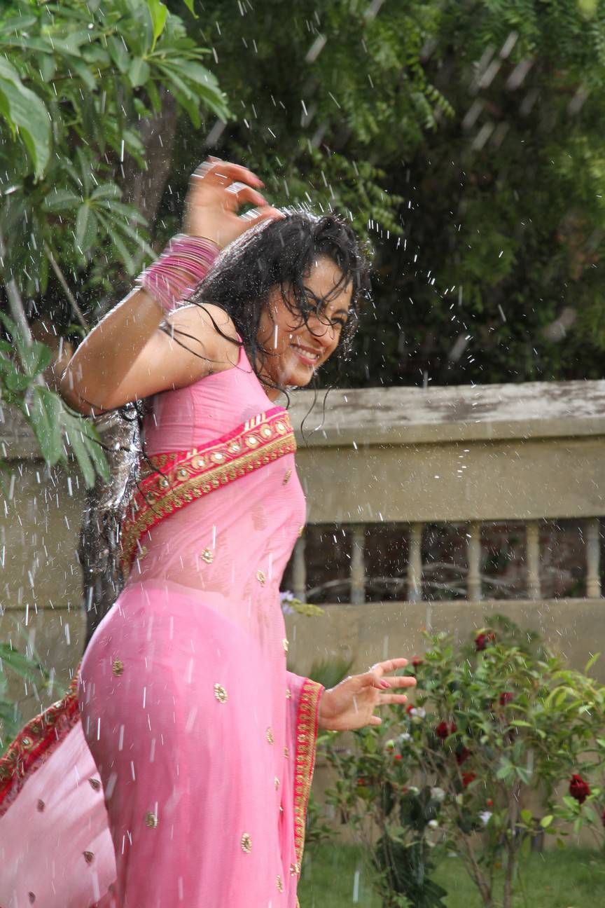 Tollywood Actress Wet Sizzling Photos