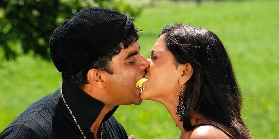 Top 70 Hottest Lip Kiss Images Stock Photos & Pictures