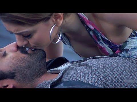Top 70 Hottest Lip Kiss Images Stock Photos & Pictures