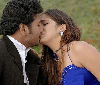 Top 70 Hottest Lip Kiss Images Stock Photos & Pictures