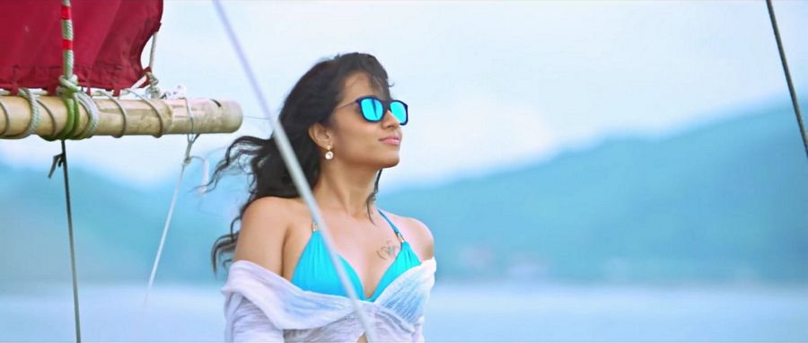 Trisha Krishnan Sexy Gallery