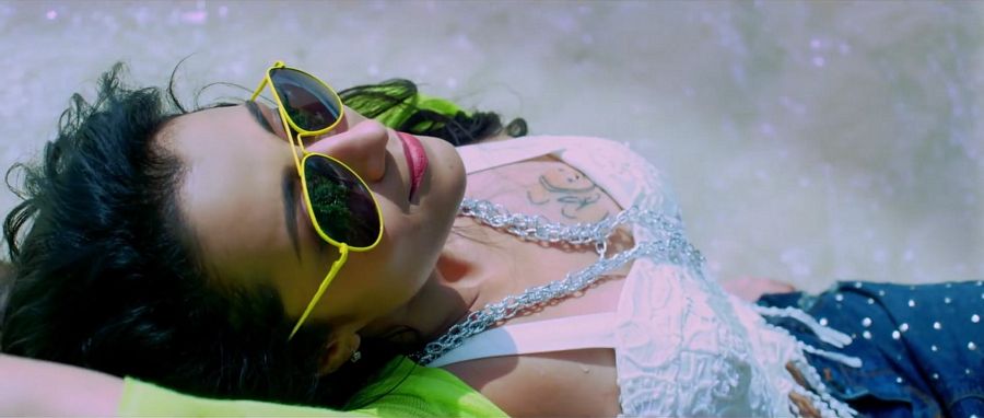Trisha Krishnan Sexy Gallery