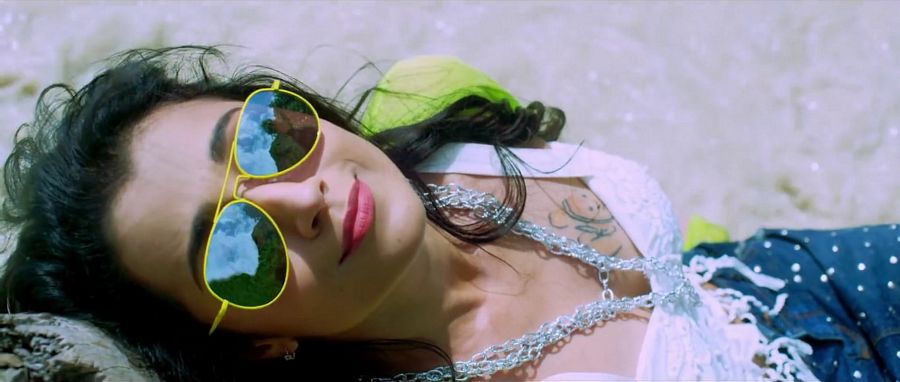 Trisha Krishnan Sexy Gallery