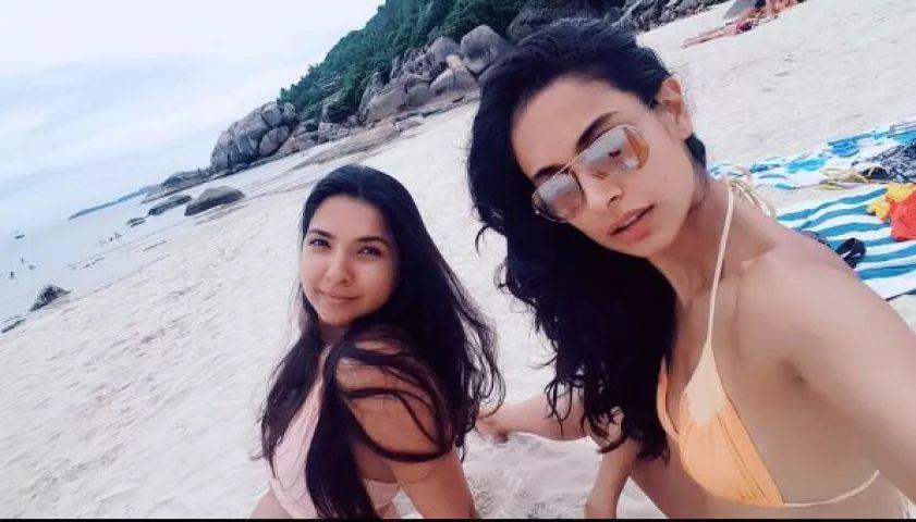 UNSEEN PICS Sarah Jane Dias in Bikini