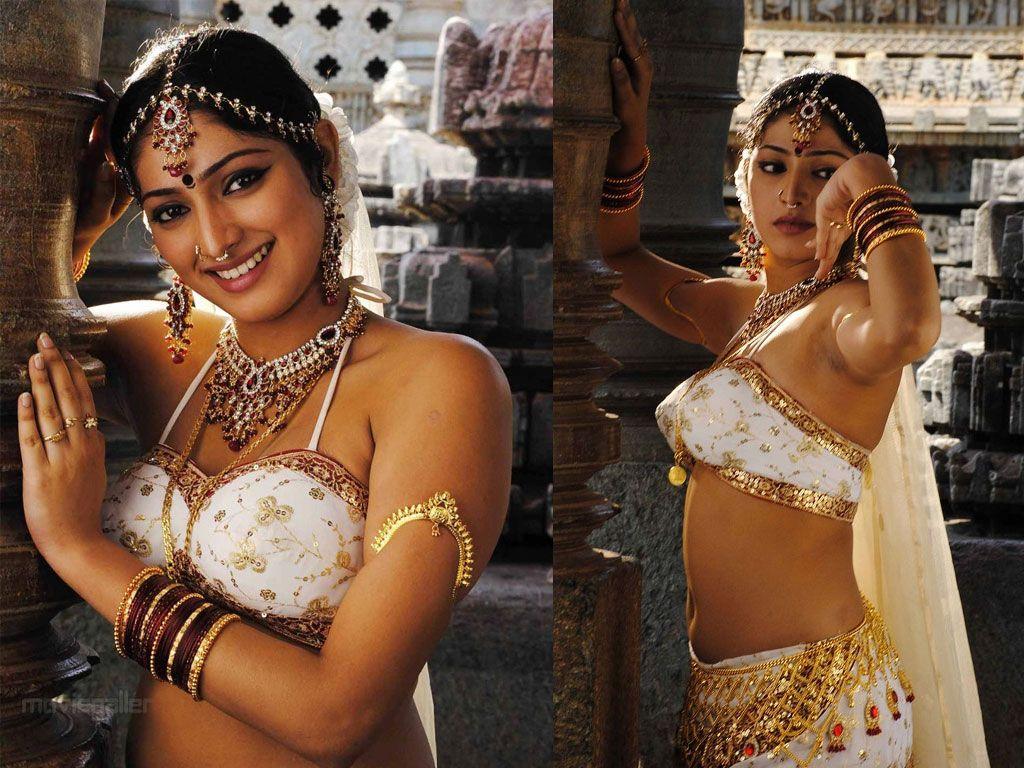 Unseen: Actress Haripriya Hot & Spicy Poses Collections