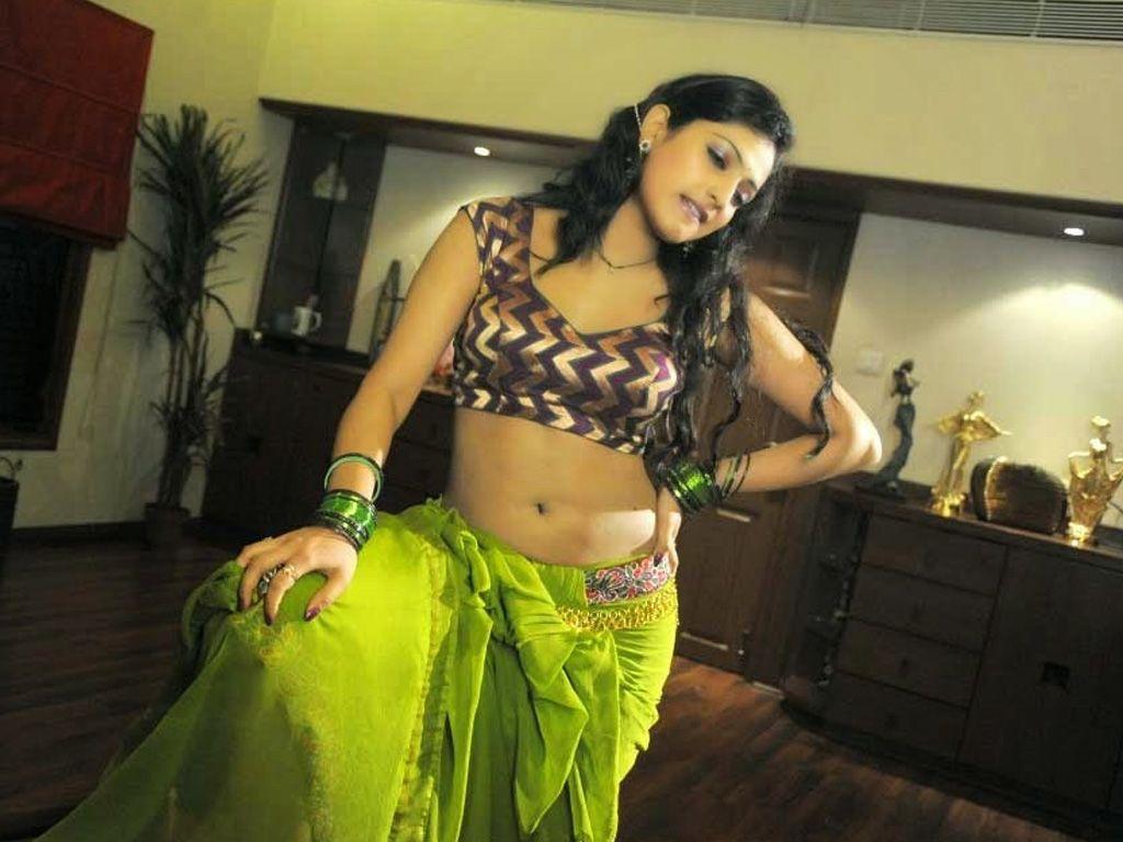 Unseen: Actress Haripriya Hot & Spicy Poses Collections