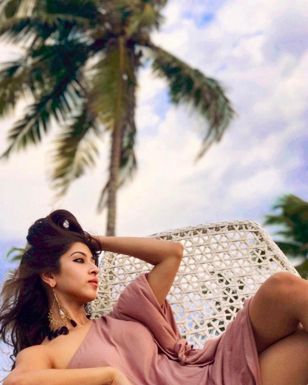 Unseen Pictures Of Sonarika Bhadoria that are So Hot To Handle
