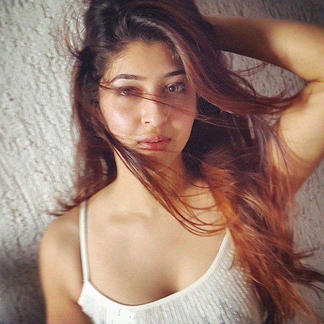 Unseen Pictures Of Sonarika Bhadoria that are So Hot To Handle