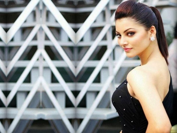 Urvashi Rautela Hot Navel Photos