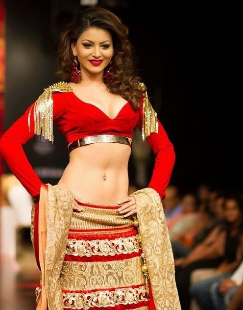 Urvashi Rautela Hot Sexy Photos