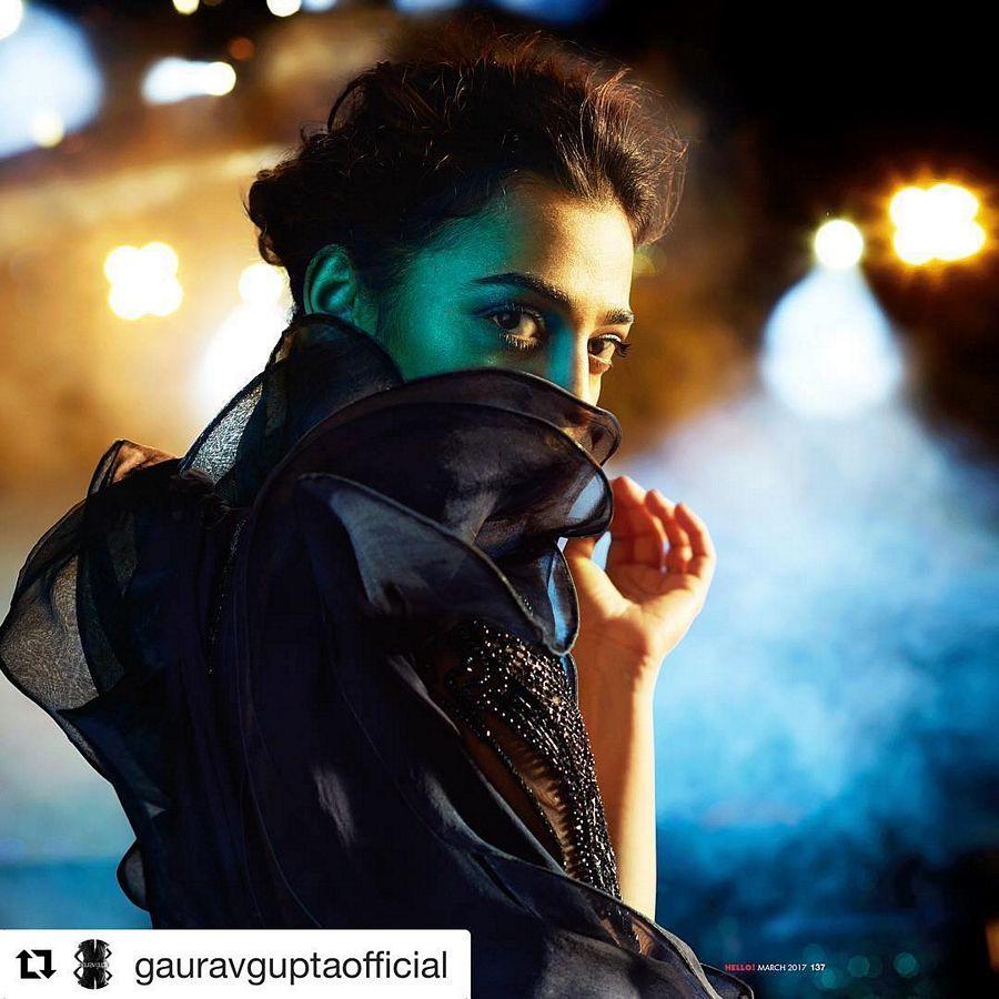 VIEW PICTURES: Radhika Apte Chills In A Green Bikini In Tuscany, Italy!