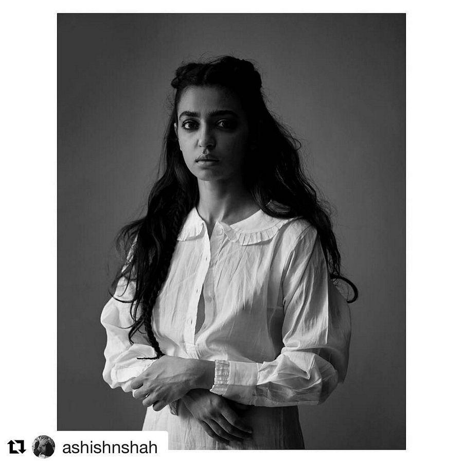 VIEW PICTURES: Radhika Apte Chills In A Green Bikini In Tuscany, Italy!