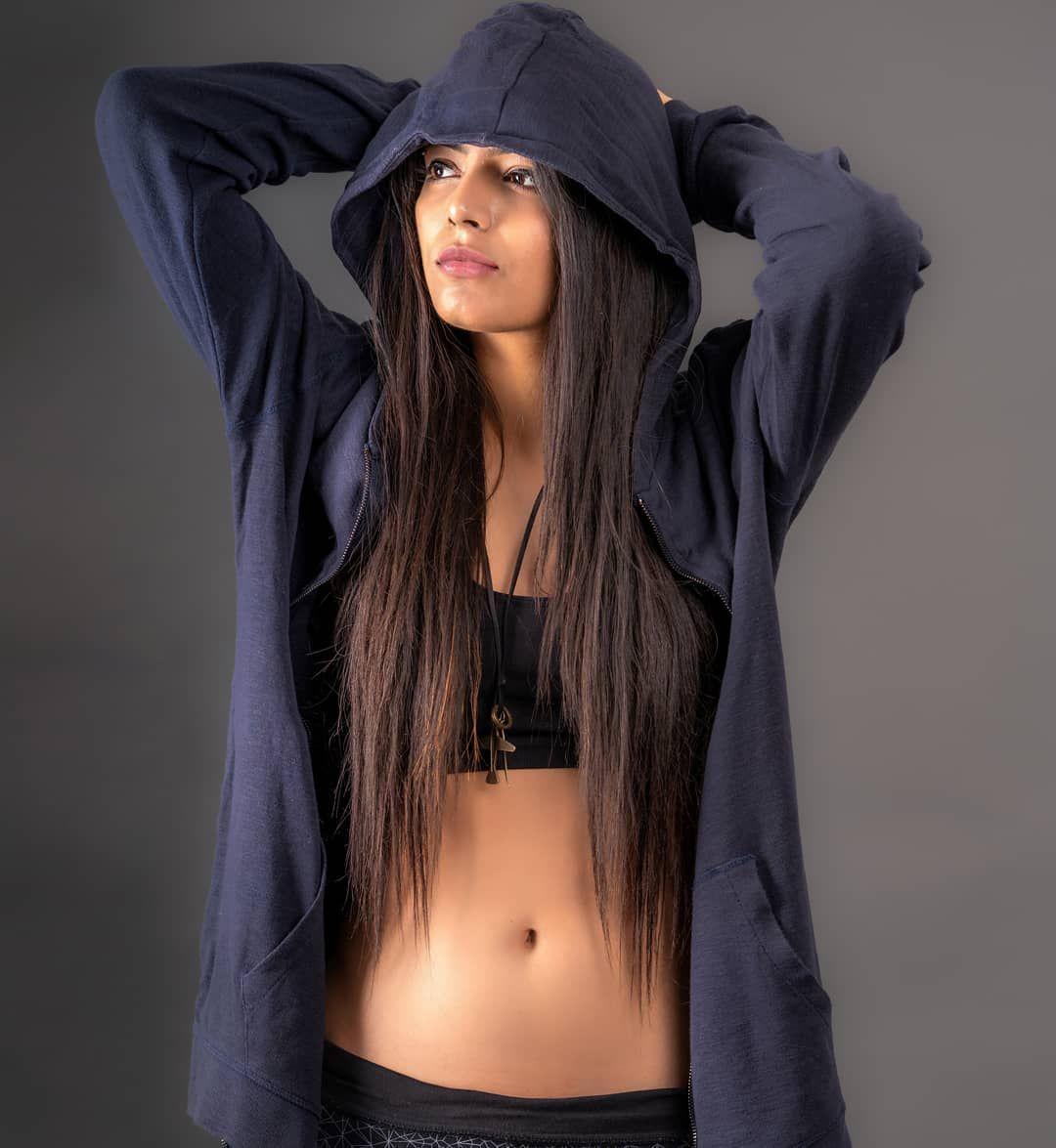 Vaishali Kalra Hot Photoshoot Poses