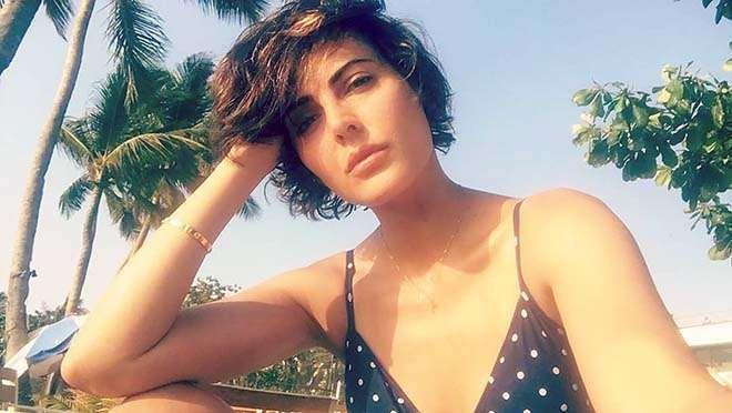 View Model & Actress Mandana Karimi Unseen Hot Pictures