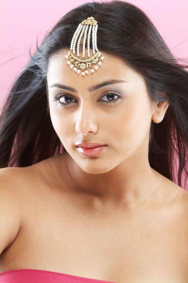 View More Stylish Hot & Spicy Images Of Actress Namitha