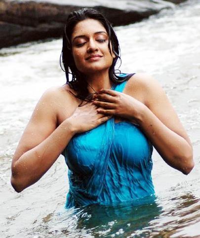 Vimla Raman Hot & Sexy WET Photos