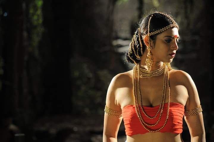 Hd Video Sex Tamil Actor Kasthuri - Yesteryear Actress Kasthuri Sensuous Stills