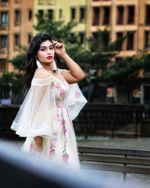 Actor & Model Shriya Victor Latest Unseen Hot & Spicy Photo Stills