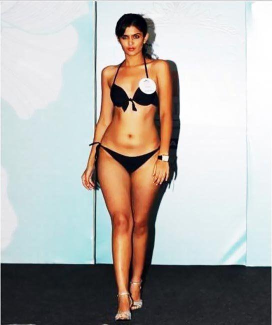 Actress Bikini Hot Photos