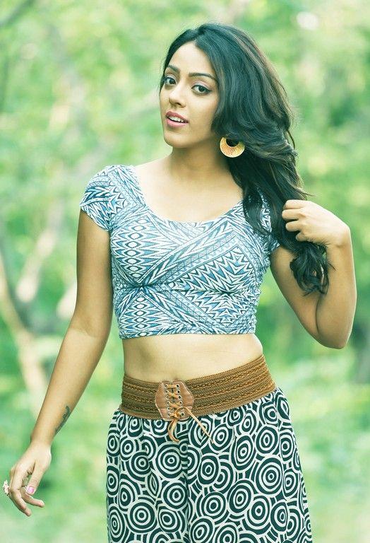 Actress Devayani Spicy Photo Shoot