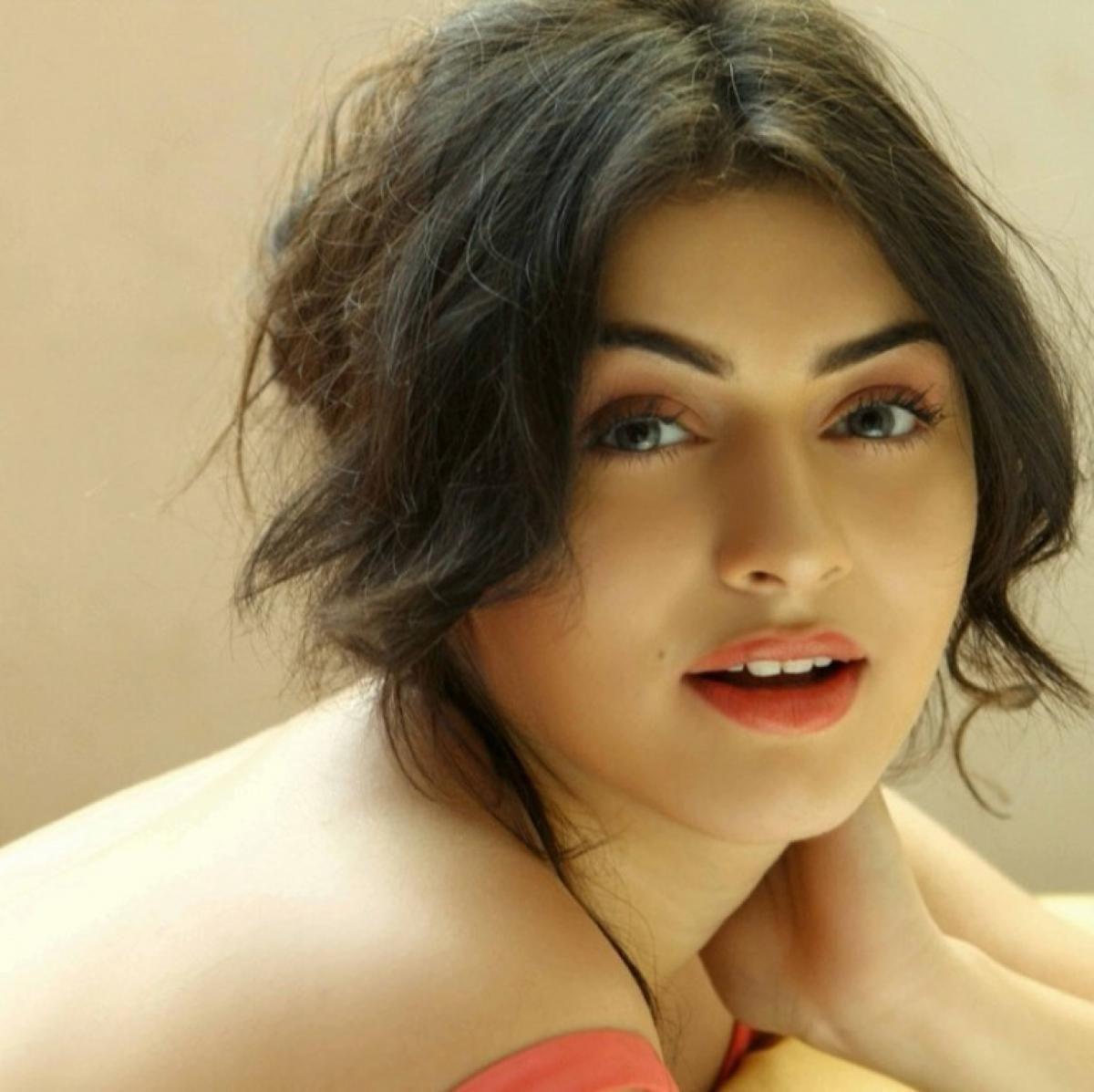 Actress Hansika Latest Spicy Stills
