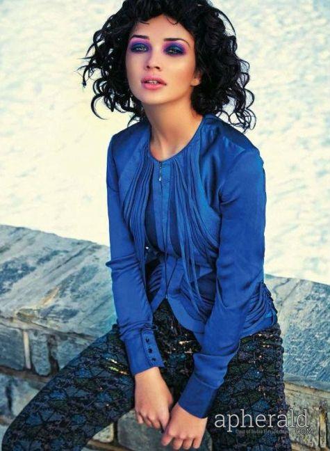 Actress Hot Amy Jackson