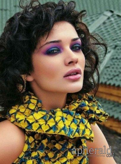 Actress Hot Amy Jackson