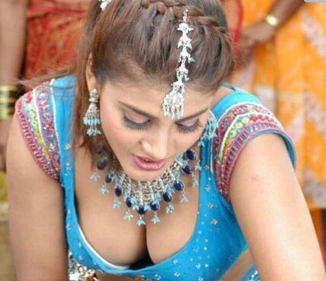 Actress Hot Navel Pictures