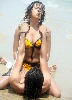 Actress Hot Navel Pictures