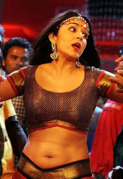 Actress Hot Navel Show Pictures