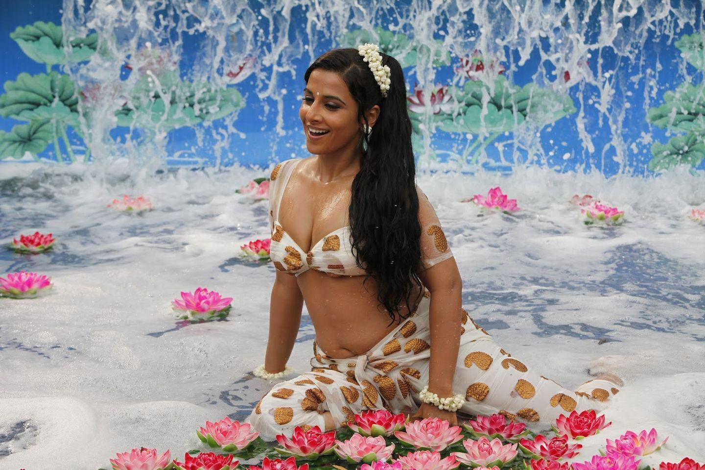 Actress Hot Photos