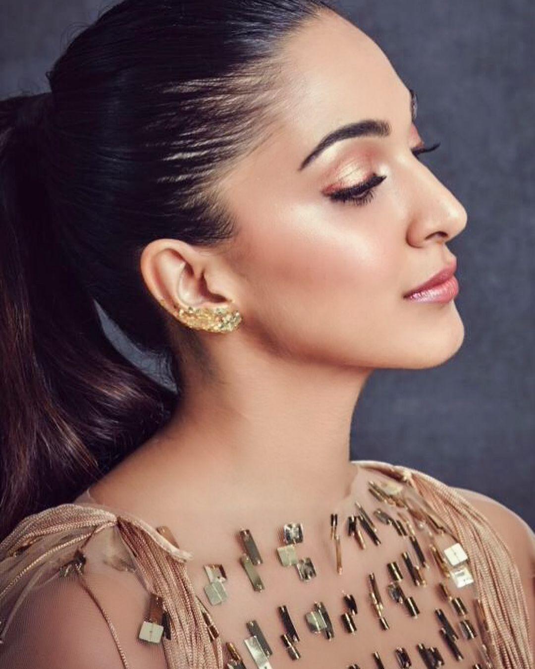 Actress Kiara Advani Latest Unseen HD Hot Photoshoot Stills