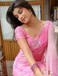 Actress Madhurima Banerjee Hot Saree pics