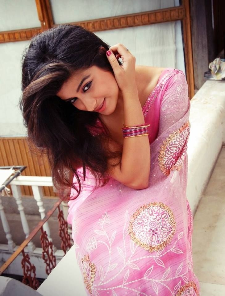 Actress Madhurima Spicy Stills