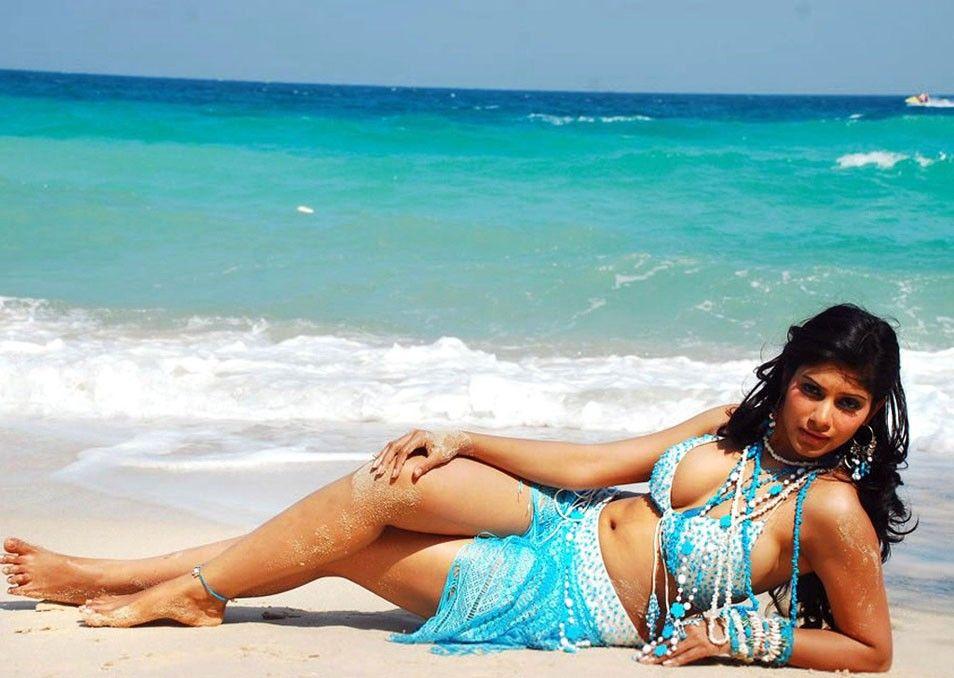 Actress Malishka Hot Pictures