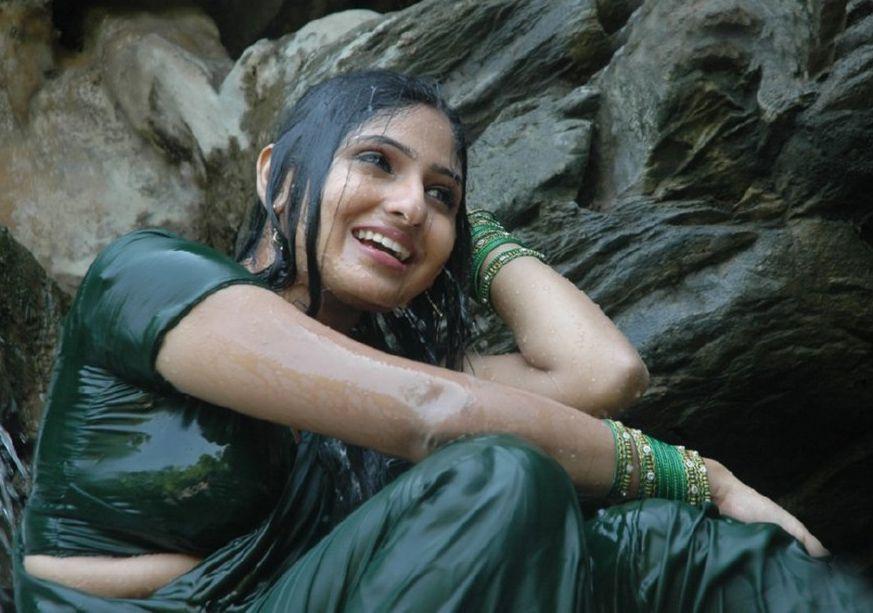 Actress Monica Hot Saree Pictures