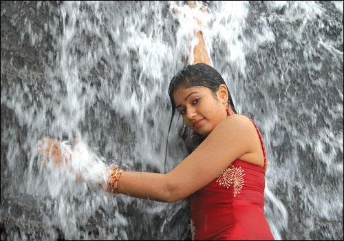 Actress Poonam Bajwa Sexy Pics