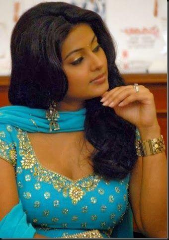 Actress Sneha Spicy Images